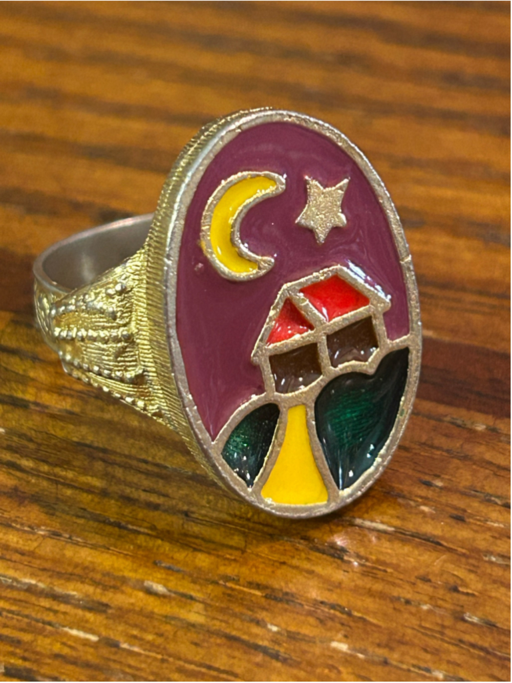 Women's rare vintage enameled ring designed by Florenza folk art style
